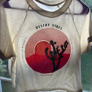 Desert Vibes BEARPAW cream, crop top